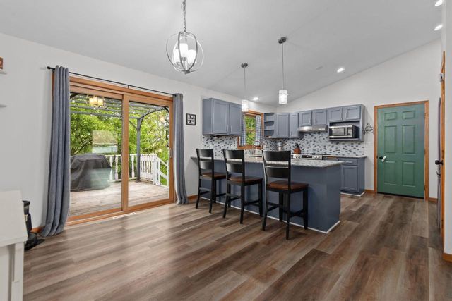 1433 W ROSELAWN DRIVE, Appleton, WI 54914
