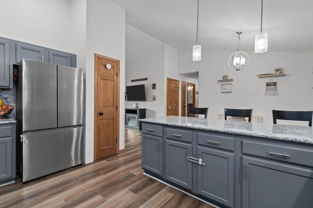 1433 W ROSELAWN DRIVE, Appleton, WI 54914