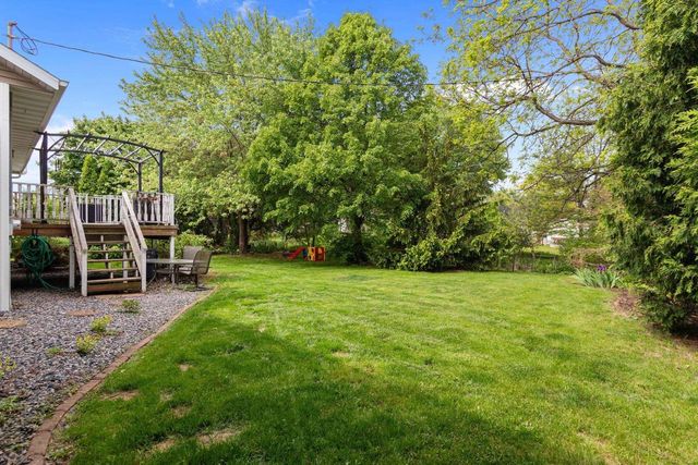 1433 W ROSELAWN DRIVE, Appleton, WI 54914