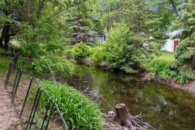 1433 W ROSELAWN DRIVE, Appleton, WI 54914