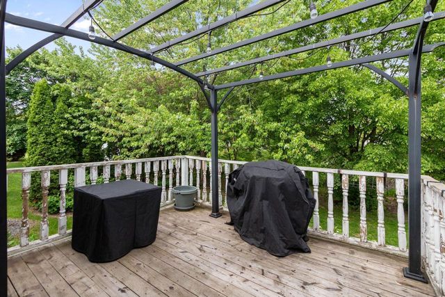 1433 W ROSELAWN DRIVE, Appleton, WI 54914