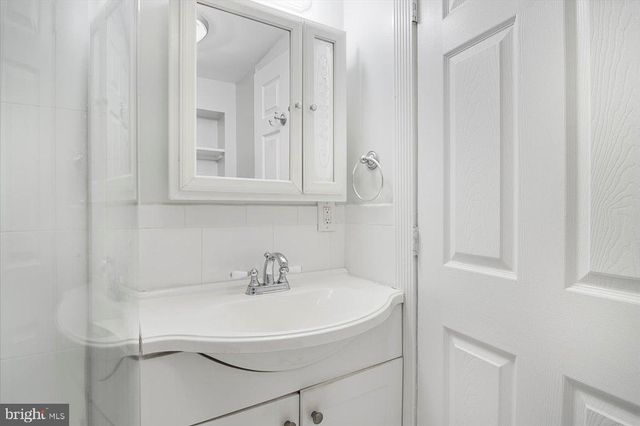 476 HARRISON ST, Nutley, NJ 07110