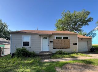 2320 W Easton Court, Tulsa, OK 74127