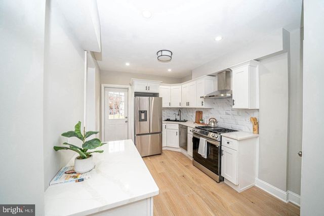 2938 POPLAR ST, Philadelphia, PA 19130