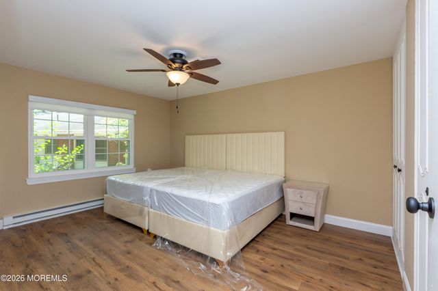 598B Lake Point Drive, Lakewood, NJ 08701