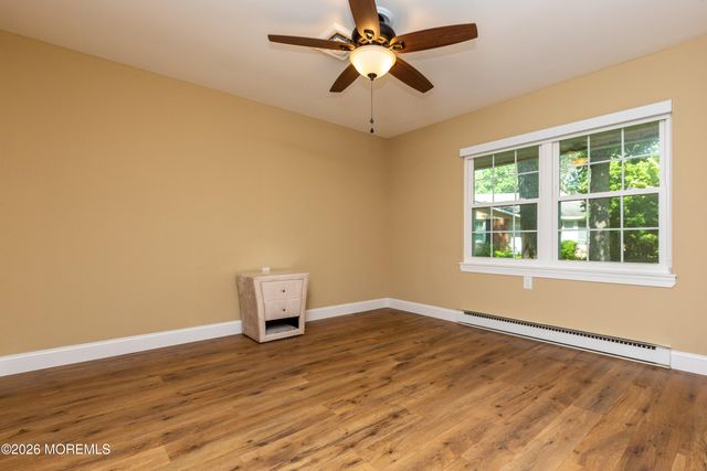 598B Lake Point Drive, Lakewood, NJ 08701