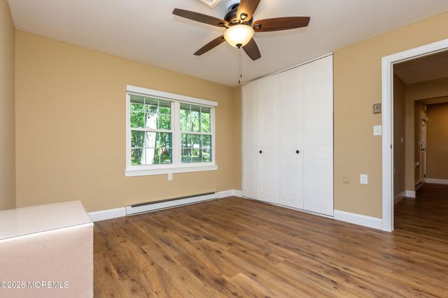 598B Lake Point Drive, Lakewood, NJ 08701