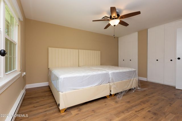 598B Lake Point Drive, Lakewood, NJ 08701