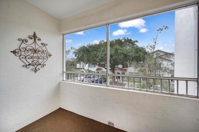343 SE Rogers Court, Stuart, FL 34994