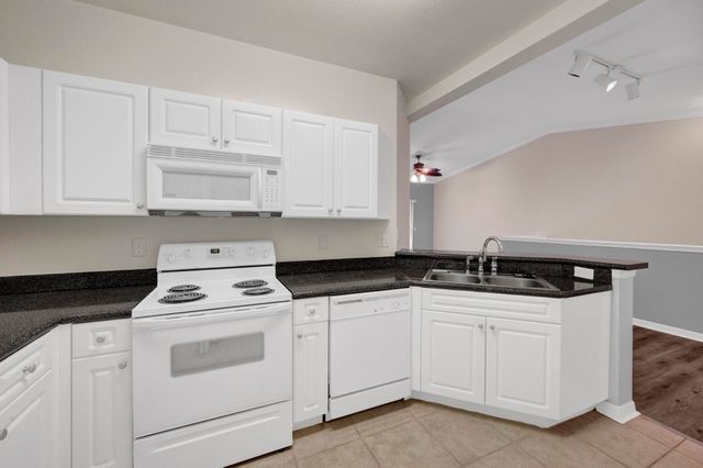 343 SE Rogers Court, Stuart, FL 34994