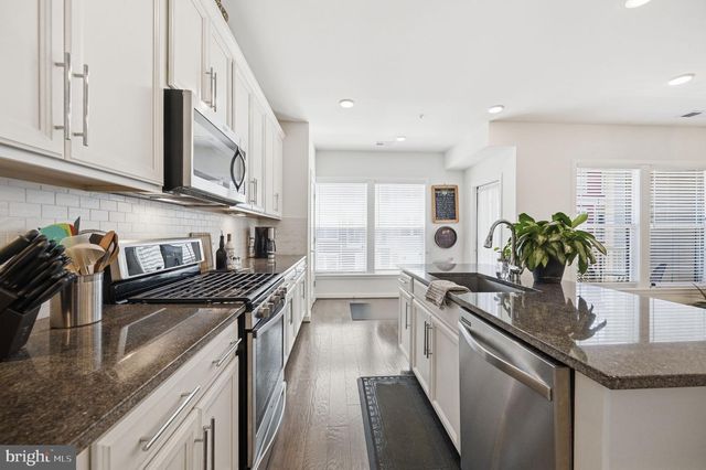 10723 VIOGNIER TER, Fairfax, VA 22030