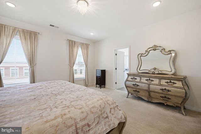 10723 VIOGNIER TER, Fairfax, VA 22030