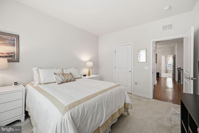 10723 VIOGNIER TER, Fairfax, VA 22030