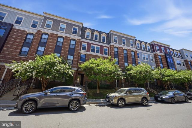 10723 VIOGNIER TER, Fairfax, VA 22030