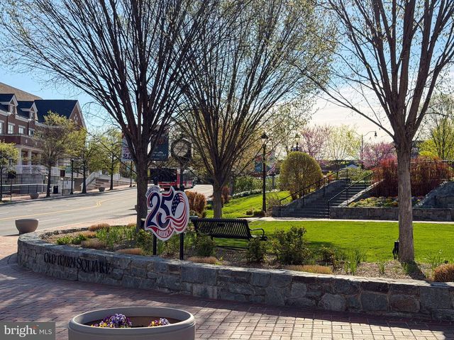 10723 VIOGNIER TER, Fairfax, VA 22030