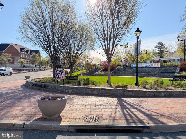 10723 VIOGNIER TER, Fairfax, VA 22030