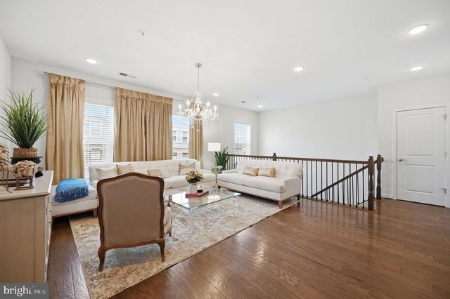 10723 VIOGNIER TER, Fairfax, VA 22030