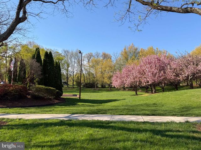 10723 VIOGNIER TER, Fairfax, VA 22030