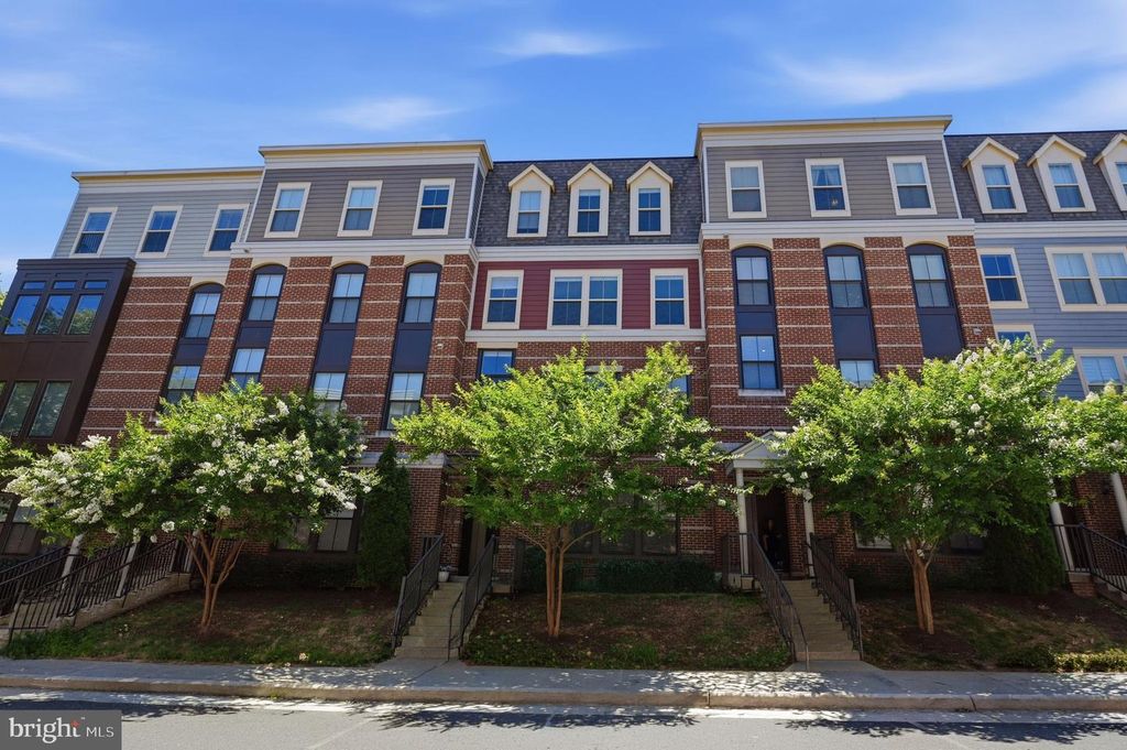 10723 VIOGNIER TER, Fairfax, VA 22030
