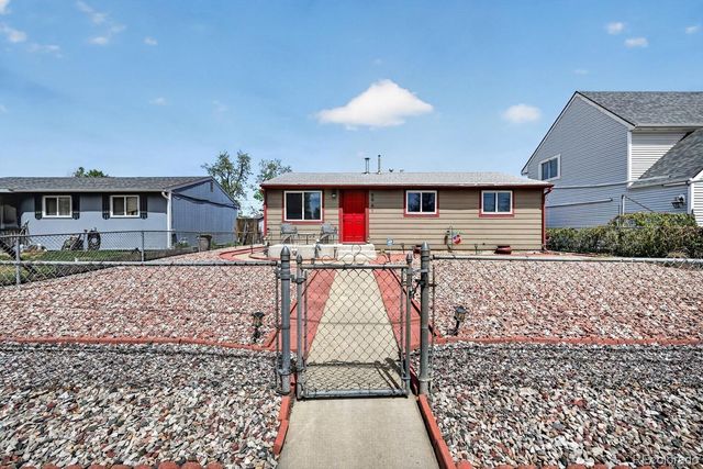 5961 E 81st Avenue, Dupont, CO 80024