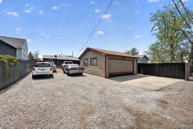 5961 E 81st Avenue, Dupont, CO 80024