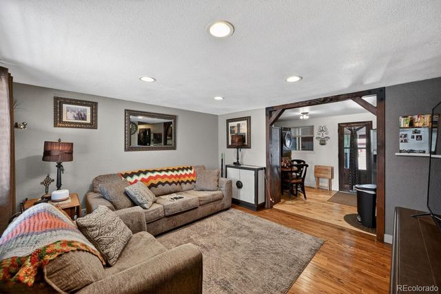 5961 E 81st Avenue, Dupont, CO 80024