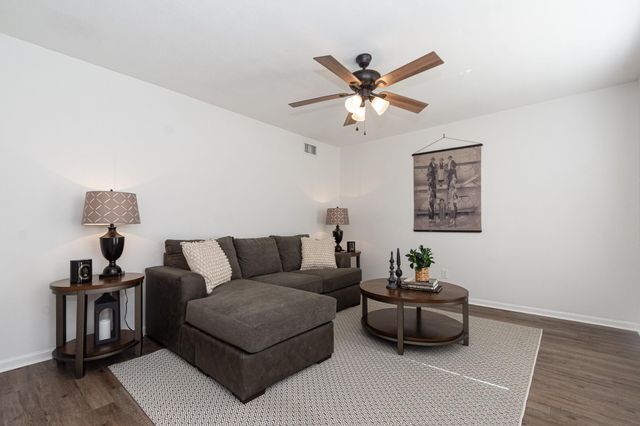 1505 Cedar Cove Street, La Porte, TX 77571