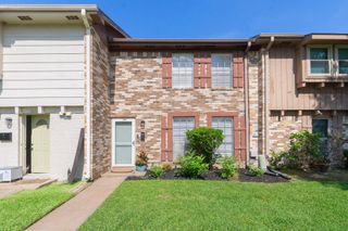 1505 Cedar Cove Street, La Porte, TX 77571