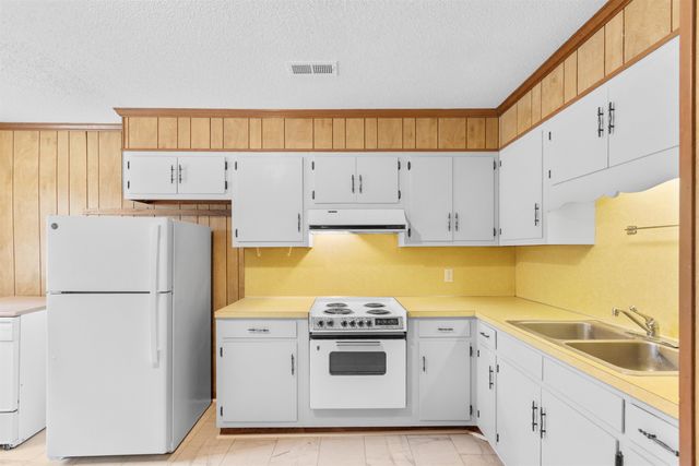 2905 Whites Bridge Dr., Georgetown, SC 29440