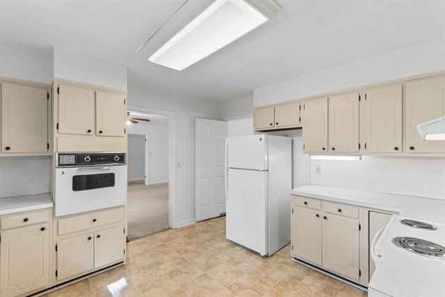 2905 Whites Bridge Dr., Georgetown, SC 29440