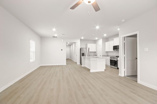 10714 Red Flagstone Drive, Conroe, TX 77306