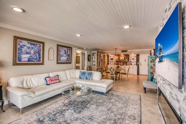 3460 S Ocean Boulevard 612, Palm Beach, FL 33480