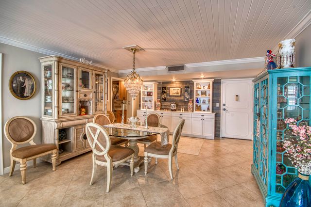 3460 S Ocean Boulevard 612, Palm Beach, FL 33480