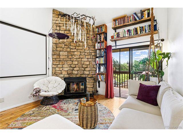 318 Wright St 302, Lakewood, CO 80228