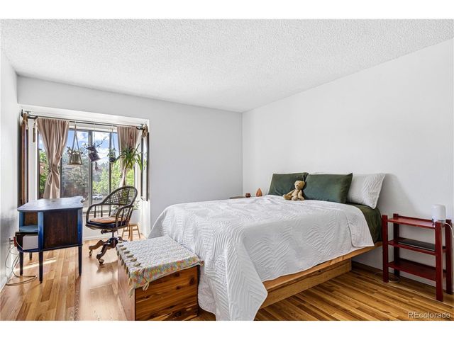 318 Wright St 302, Lakewood, CO 80228