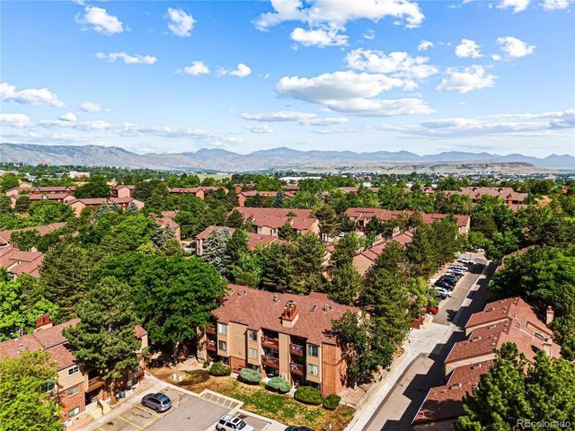 318 Wright St 302, Lakewood, CO 80228