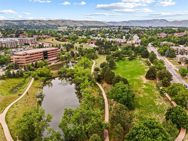 318 Wright St 302, Lakewood, CO 80228