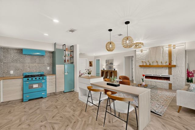 10520 Lippitt Avenue, Dallas, TX 75218
