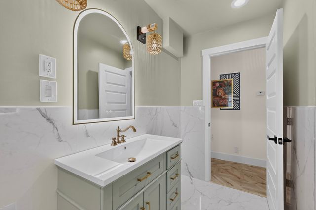 10520 Lippitt Avenue, Dallas, TX 75218