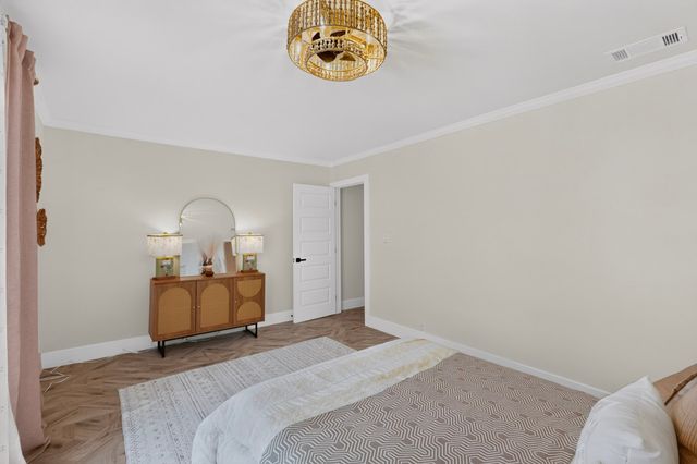 10520 Lippitt Avenue, Dallas, TX 75218