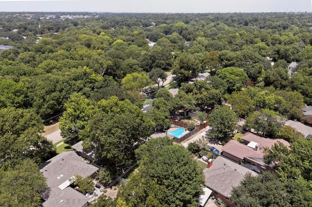 10520 Lippitt Avenue, Dallas, TX 75218