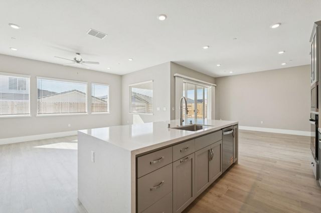3032 Pocosol Way, Rancho Cordova, CA 95742