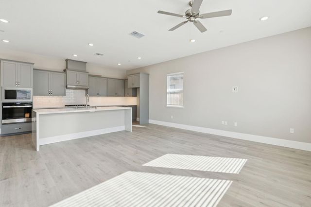 3032 Pocosol Way, Rancho Cordova, CA 95742