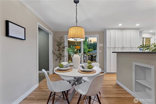 13115 80th Avenue NE, Kirkland, WA 98034