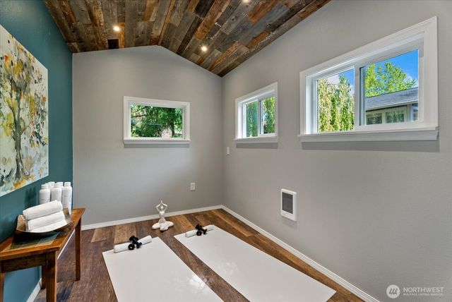 13115 80th Avenue NE, Kirkland, WA 98034