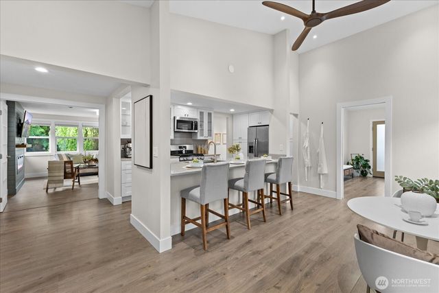 13115 80th Avenue NE, Kirkland, WA 98034