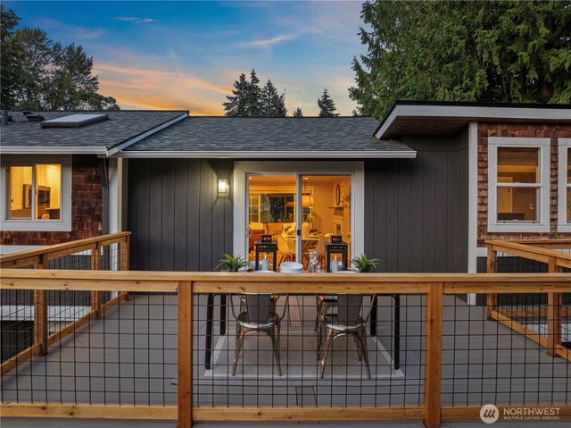 13115 80th Avenue NE, Kirkland, WA 98034