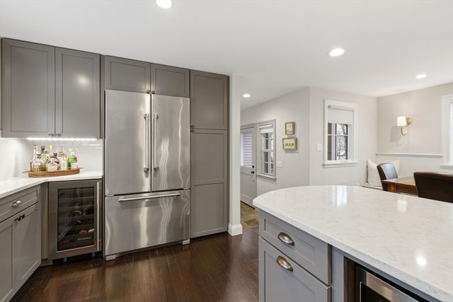 847 Massachusetts Ave, Lexington, MA 02420