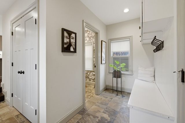 847 Massachusetts Ave, Lexington, MA 02420