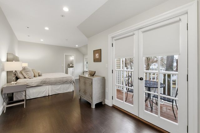 847 Massachusetts Ave, Lexington, MA 02420